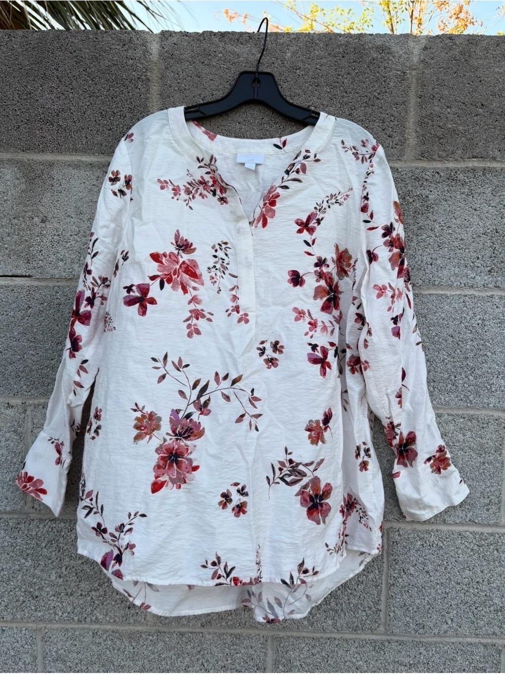 J. Jill  Medium Ivory & Red Floral Pop Over Long Sleeve Botanical Hi Low Tunic